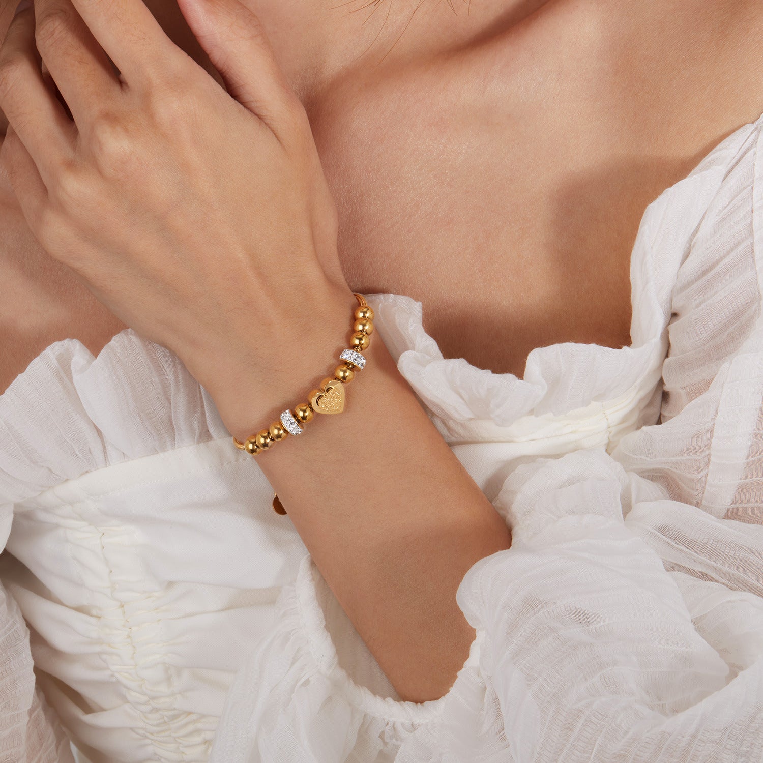 French - Style Matte Finish Heart Bracelet - Pindu