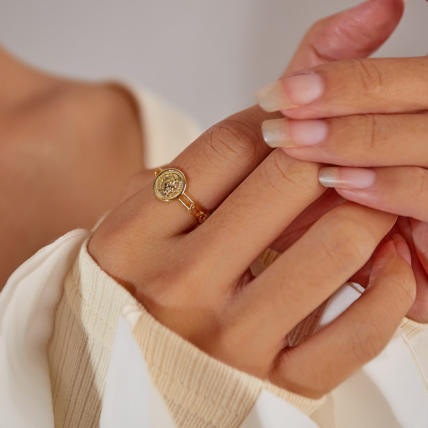 Round Light Luxury Open Ring - Pindu